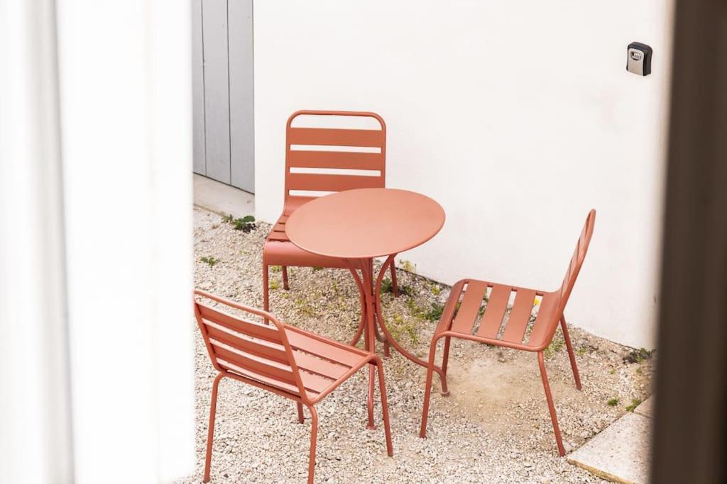 La Vie En Rose, Studio Cv Beaune بون المظهر الخارجي الصورة